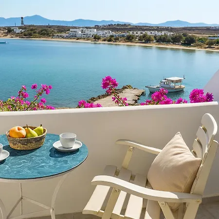 Beachfront Bocamviglies - Bespoke View 3* Naousa