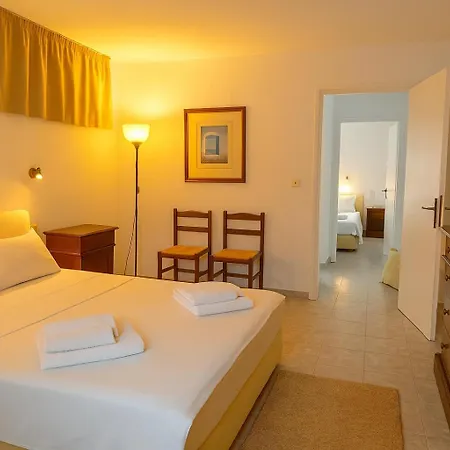 Beachfront Bocamviglies - Bespoke View Bed & Breakfast 3*