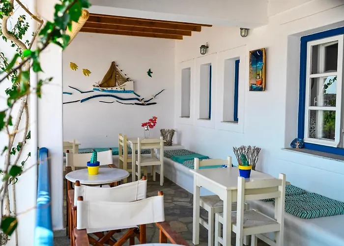 Beachfront Bocamviglies - Bespoke View Frühstückspension Naoussa