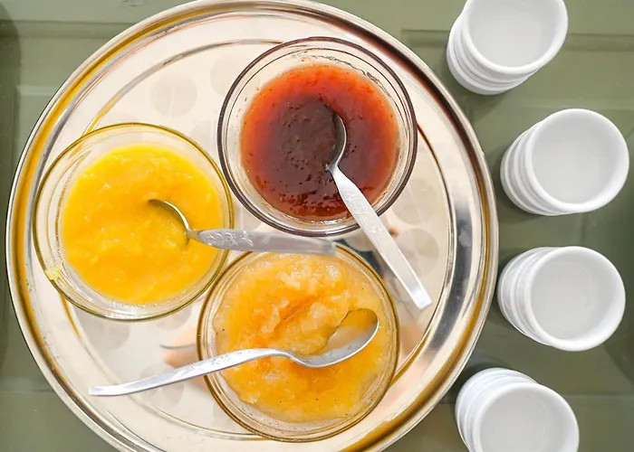 Beachfront Bocamviglies - Bespoke View Frühstückspension 3*