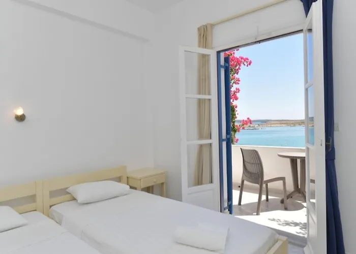 Beachfront Bocamviglies - Bespoke View Frühstückspension