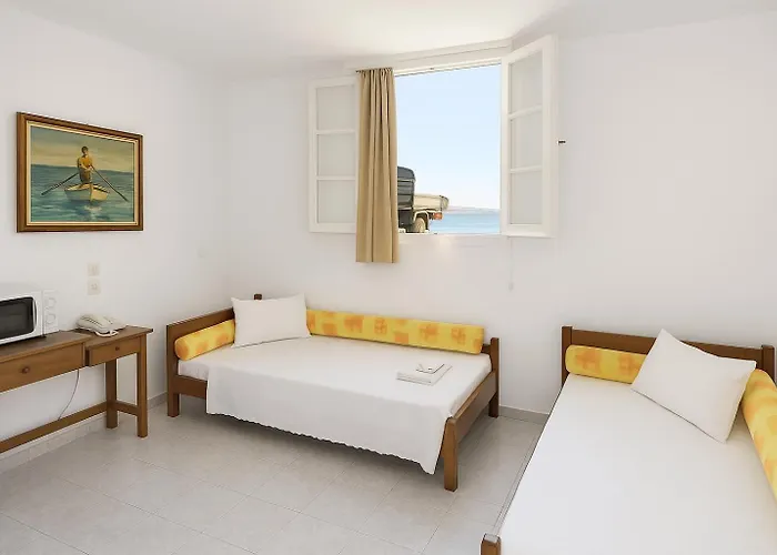 Beachfront Bocamviglies - Bespoke View Naoussa